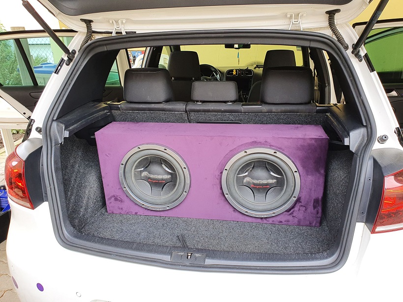 Custom-made subwoofer for Volkswagen Golf